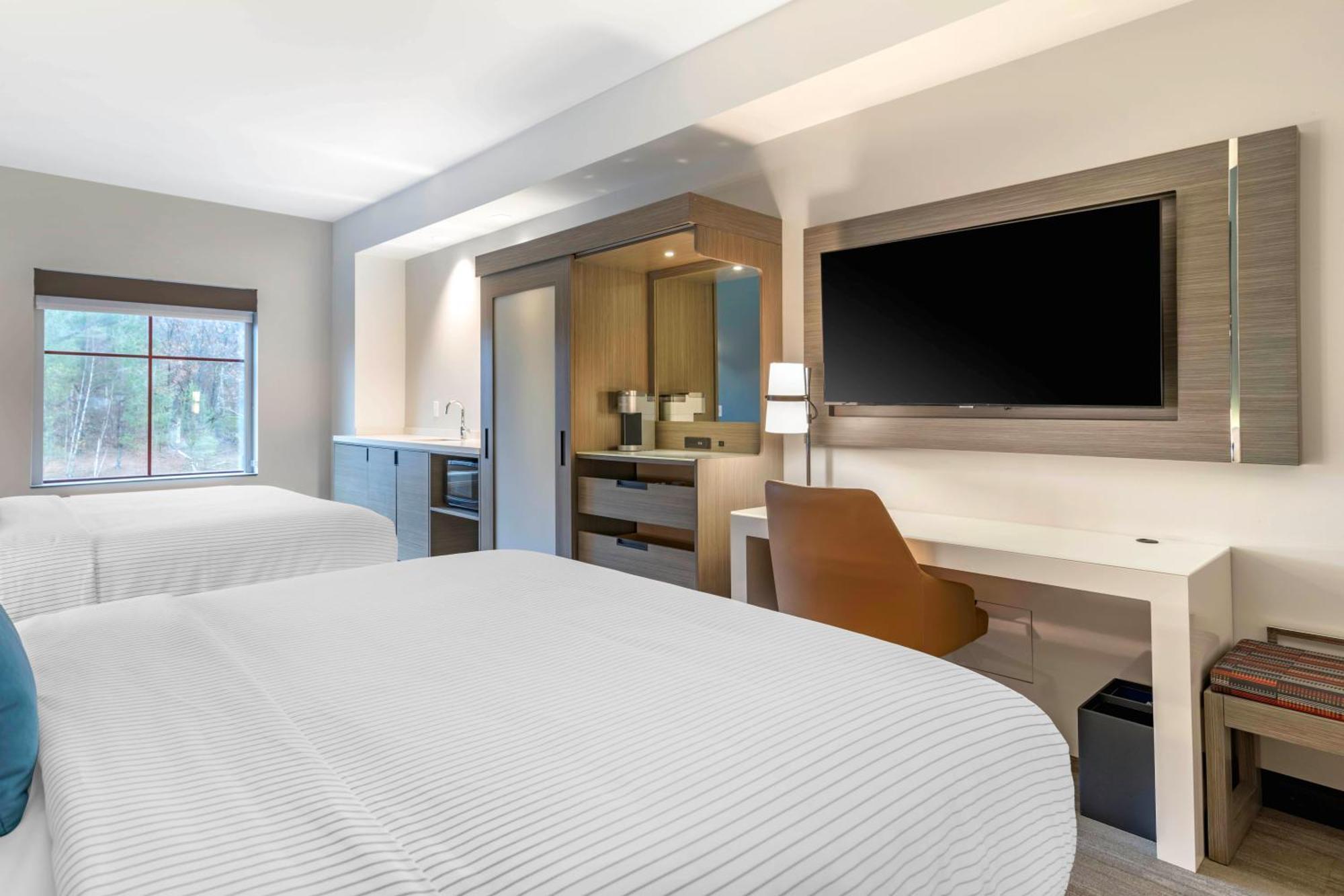 Cambria Hotel Lake Placid - Lakeside Resort Екстер'єр фото