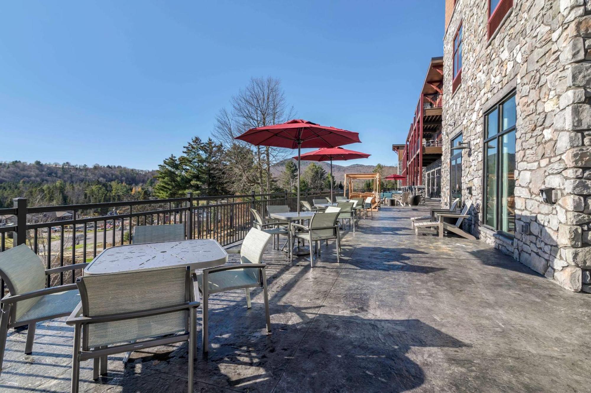 Cambria Hotel Lake Placid - Lakeside Resort Екстер'єр фото