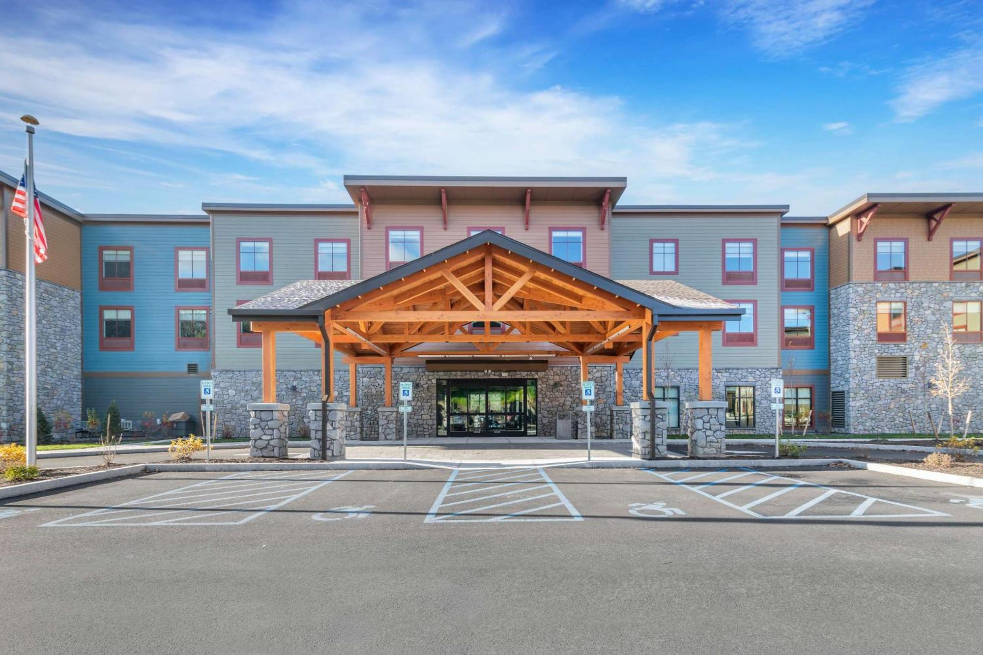 Cambria Hotel Lake Placid - Lakeside Resort Екстер'єр фото