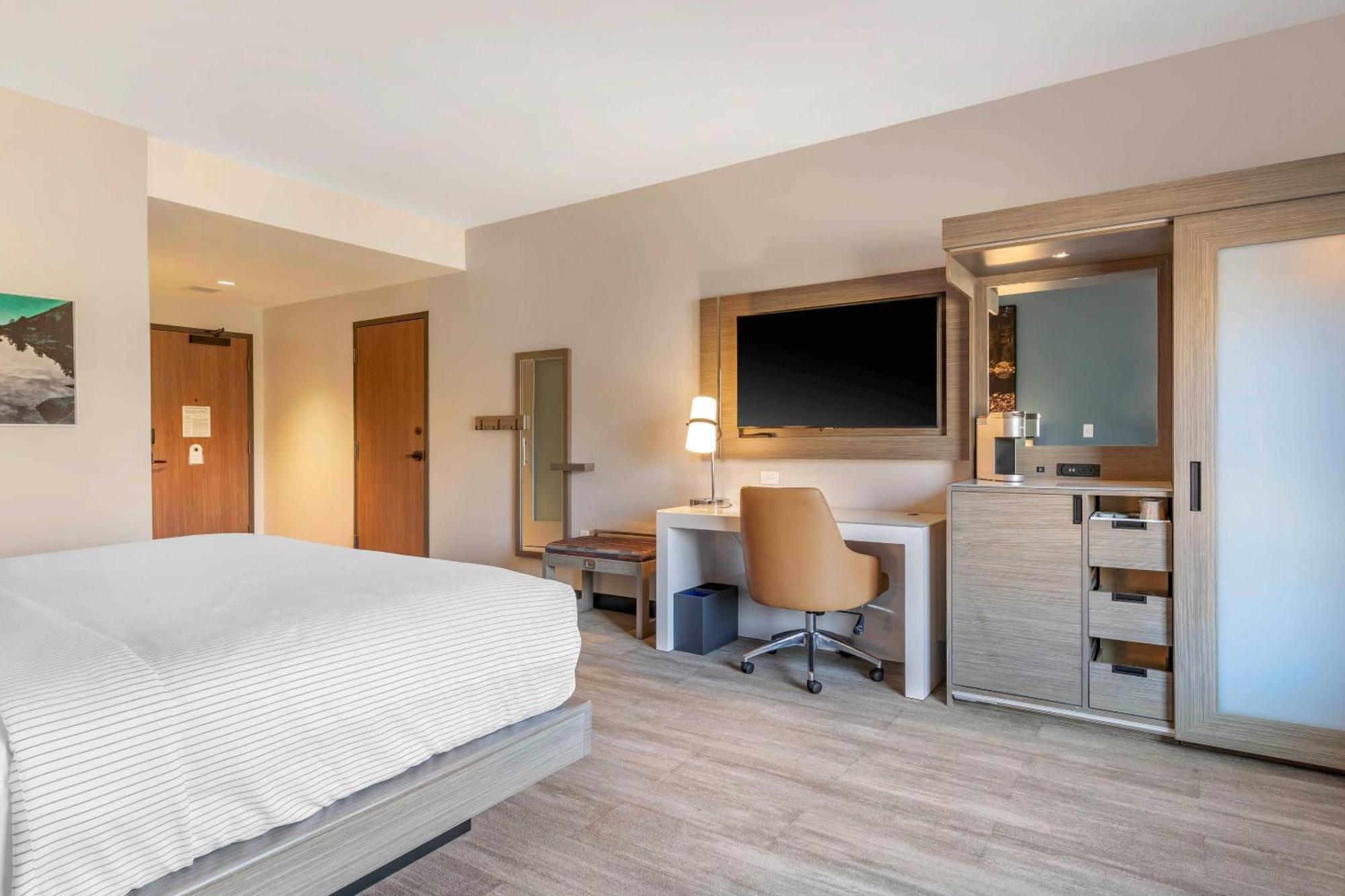 Cambria Hotel Lake Placid - Lakeside Resort Екстер'єр фото