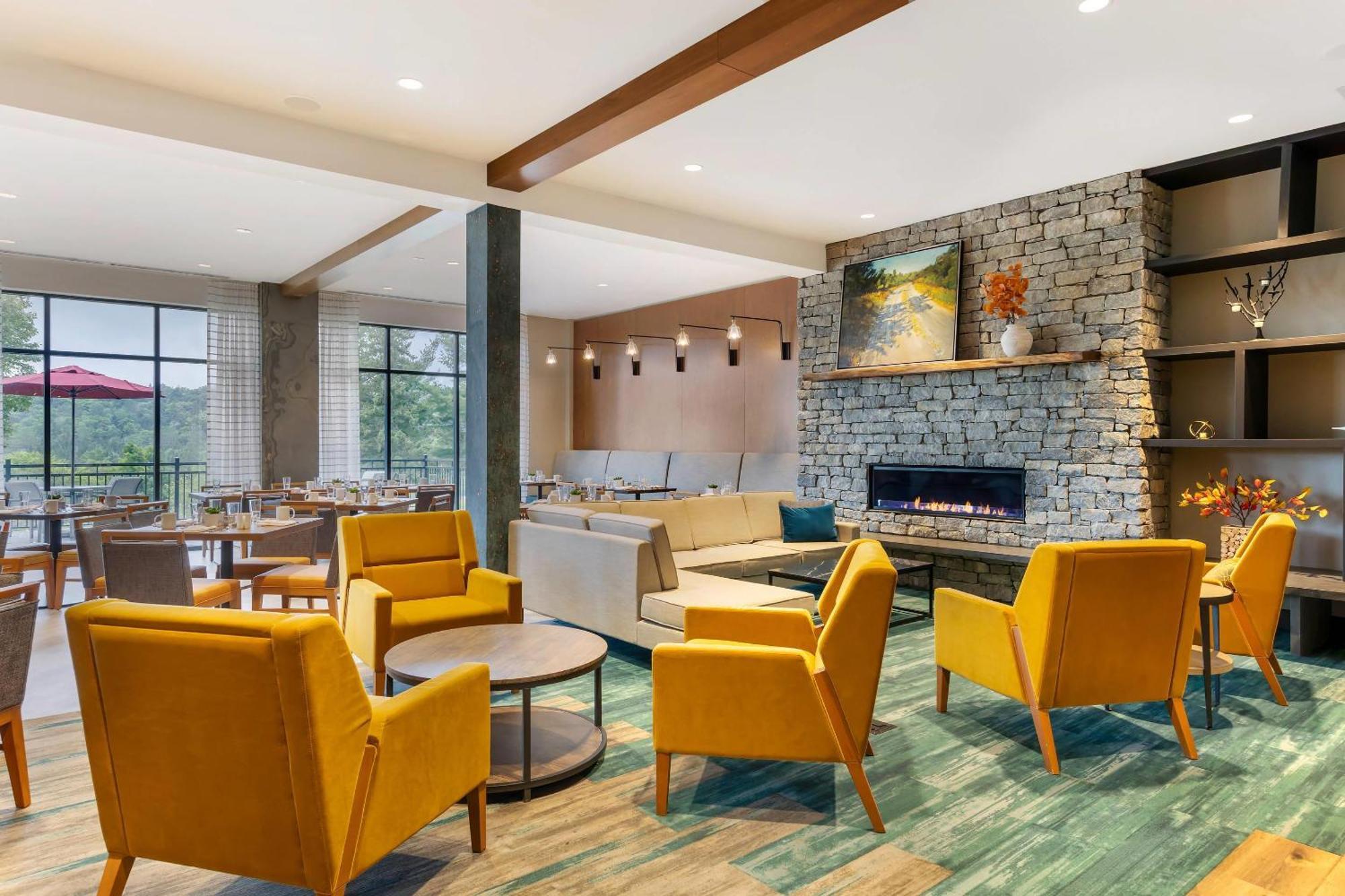 Cambria Hotel Lake Placid - Lakeside Resort Екстер'єр фото